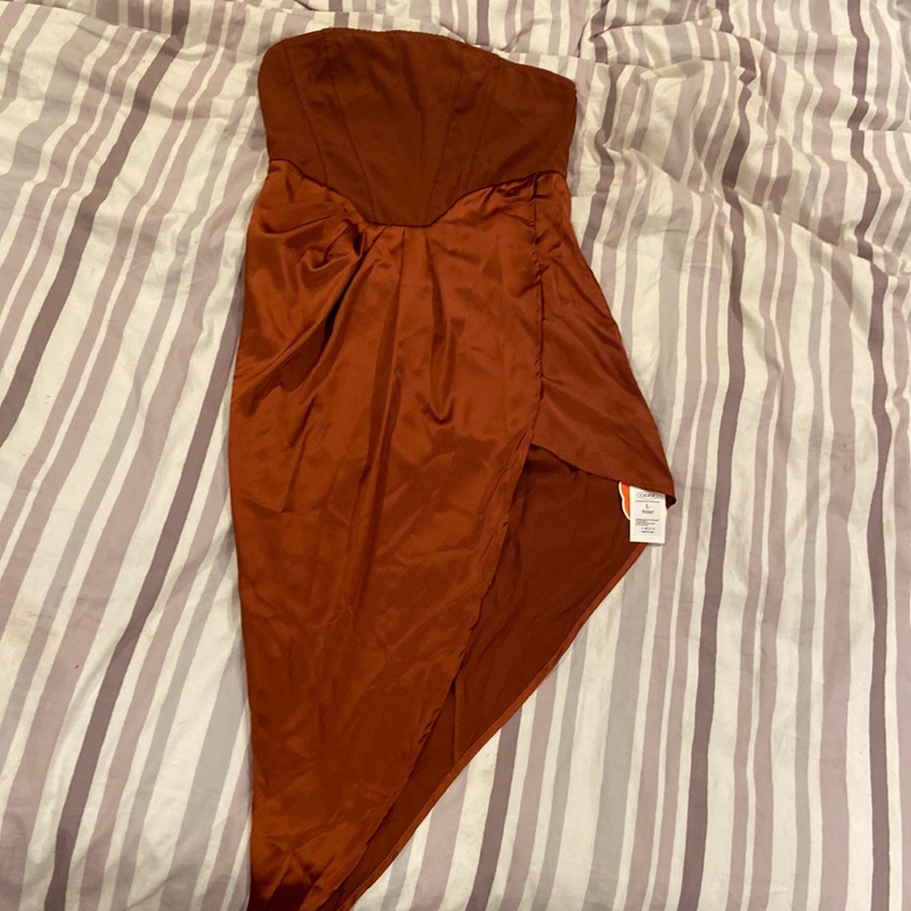 Woman’s Strapless Cocktail Dress